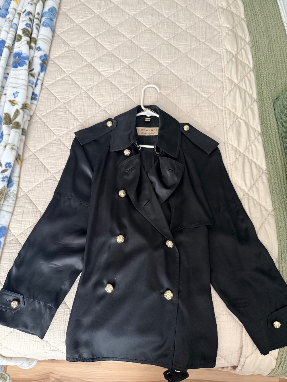 Silk Burberry blazer